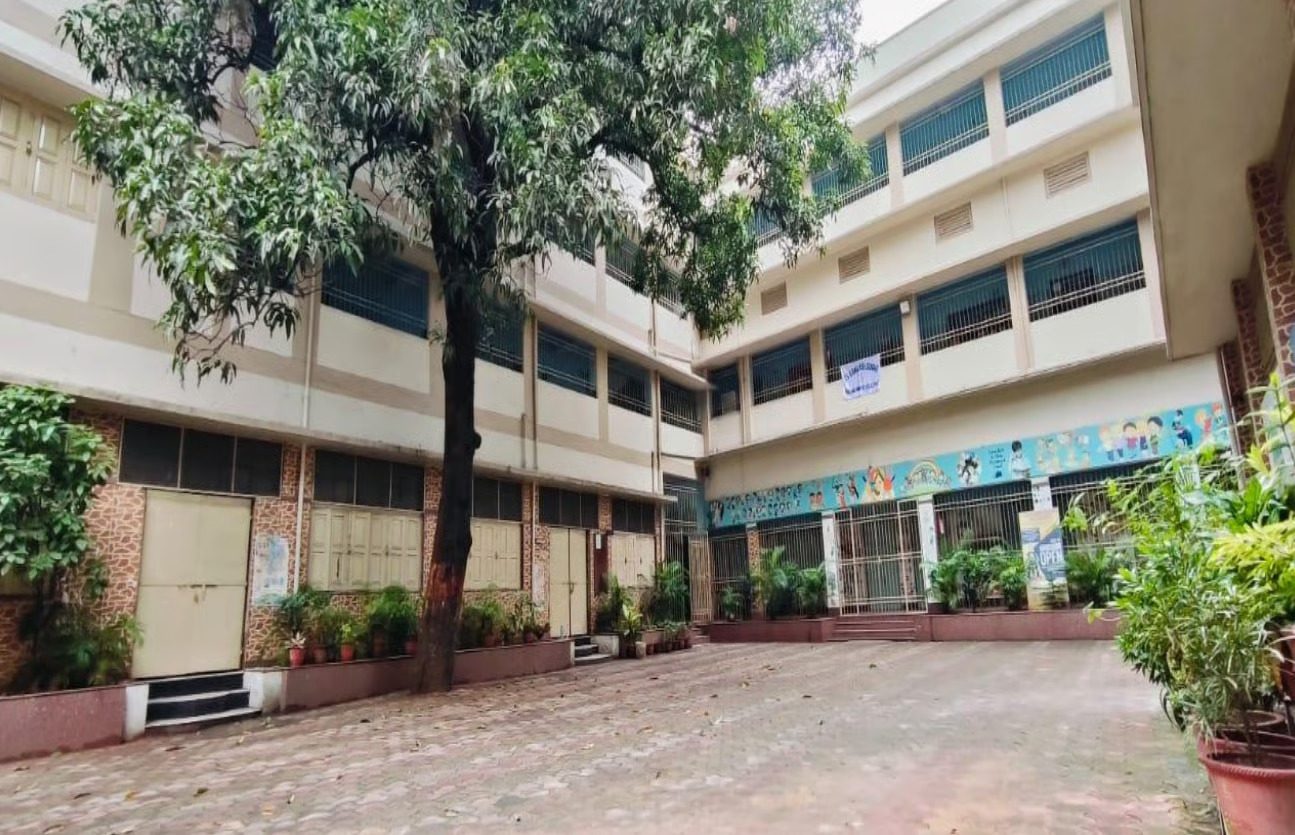 Inside SSG English School